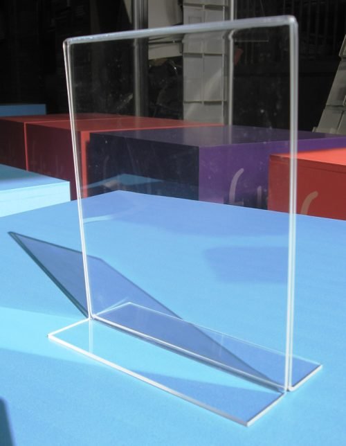 Porta Menú Acrilico Tipo T invertida Acrilico transparente 2 mm de espesor