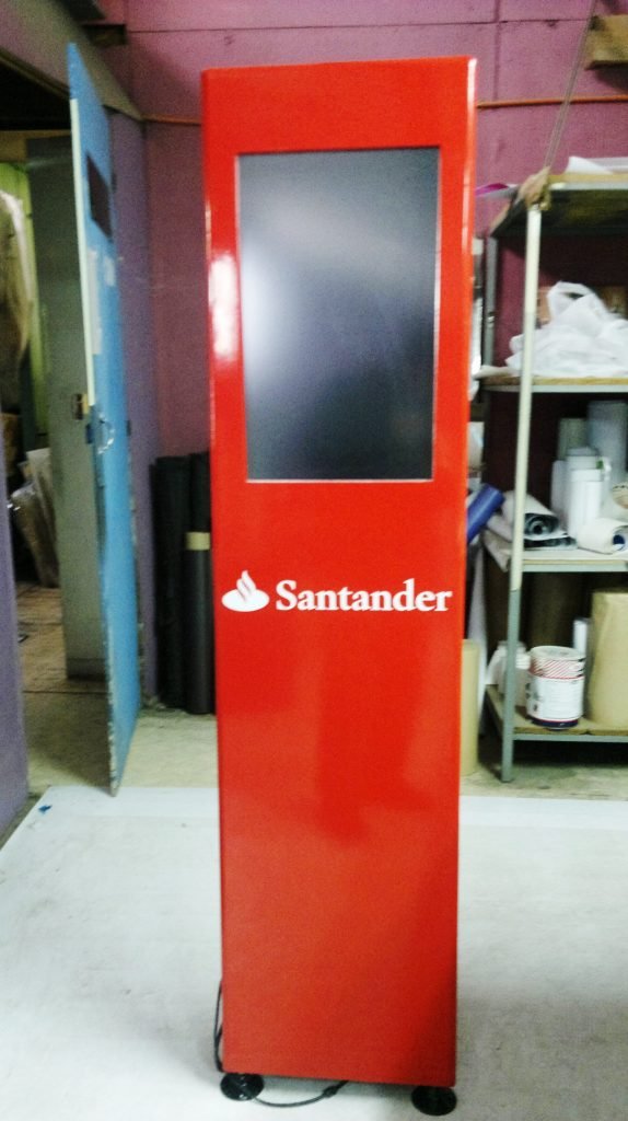 totem soporte pantalla led