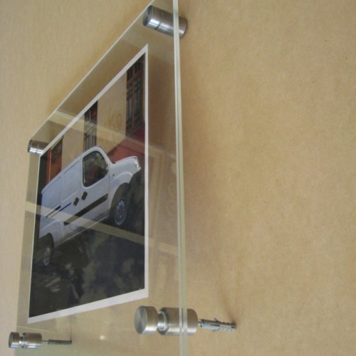 Doble acrilico 3 mm porta afiche con distanciadores