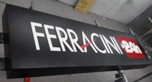 letrero luminoso metal calado letras acrilicas corporea 10 mm luz led